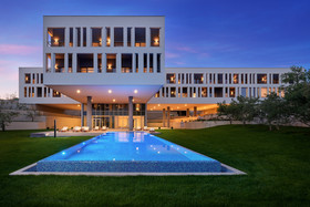 Hotel Salona Palace