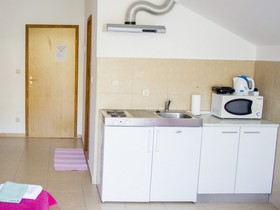 Apartments Lira