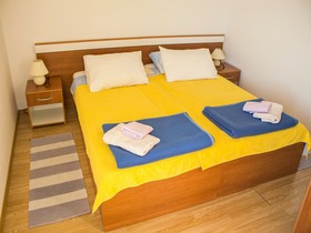 Apartments Lira