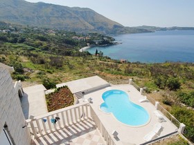 Marnic Apartments
