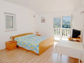 Marnic Apartments