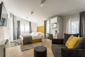 2 Nights Studios Apartments