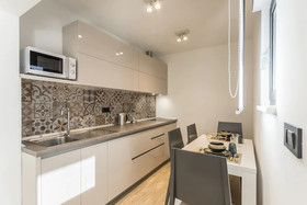 2 Nights Studios Apartments