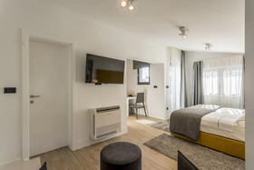 2 Nights Studios Apartments
