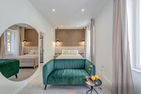48 Rooms Split