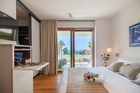 Alba Residence