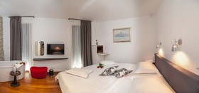 Alba Residence
