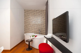 Alba Residence