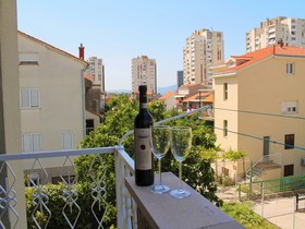 Apartamenti Katija