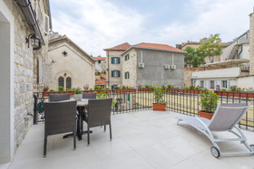 Apartments & Rooms Dujam