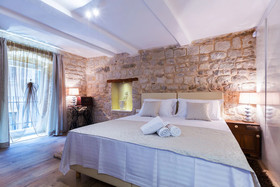 Apartments & Rooms Dujam