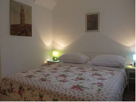 Apartments and Rooms Petra