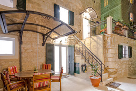 Apartments And Rooms Villa Erede