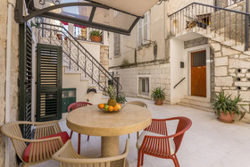 Apartments And Rooms Villa Erede