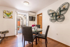 Apartments And Rooms Villa Erede