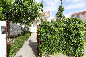 Apartments Ante & Senka