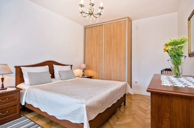 Apartments Emi