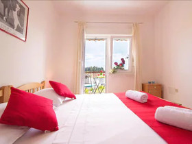 Apartments Iskra
