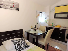 Apartments Lana