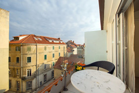 Apartments Tin