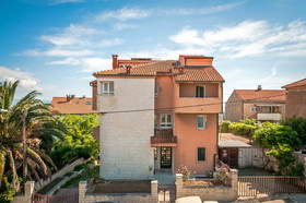Apartments Žuvela