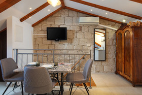 Apartments Vauquer