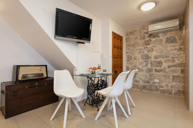 Apartments Vauquer