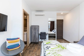 Apinelo Tower Rooms