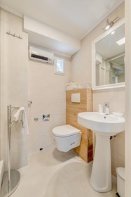 Aurum Templi Suites