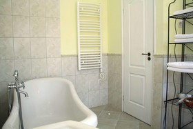 Banica Apartments & Rooms