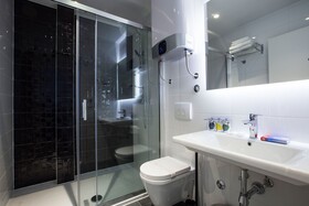 B Gold Luxury Rooms