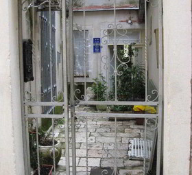 Cecilija Apartmani