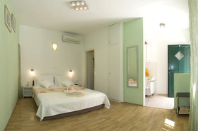 Central Old Town Rooms