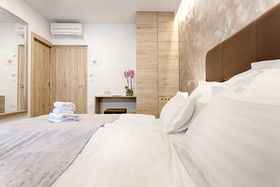 Central Pearl by Nono Ban