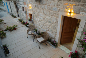 Luxury View Marjan