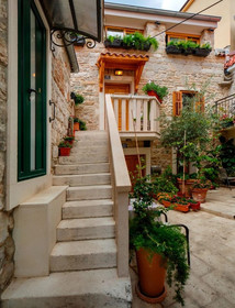 Luxury View Marjan