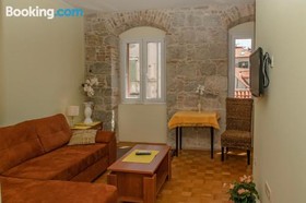 Devivi Apartments