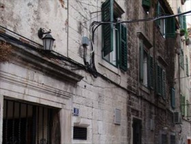 Diocletian Apartments & Rooms