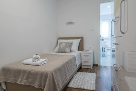 Drop In Split Apartments