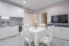 Drop In Split Apartments