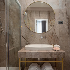 Five Elements Luxury Rooms
