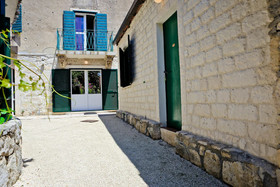 Garden Apartment Hotel