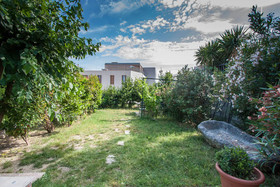 Garden Apartment Hotel