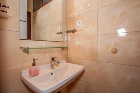 Garden Apartment Hotel