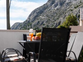 Holiday Home Mons Aureus