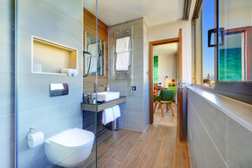 Horizon Luxury Suites
