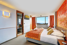 Horizon Luxury Suites