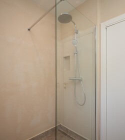 House & Home Residence