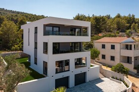 House & Home Residence