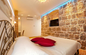 House Sandra - Guest House